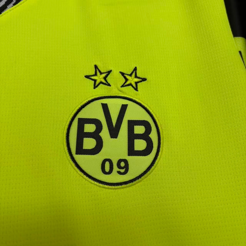 Camisa Borussia Dortmund Edição Especial 25/26 "Fluorescent Green" - Puma Torcedor Masculina