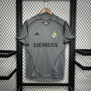 Camisa Real Madrid Third 05/06 - Versão Retro