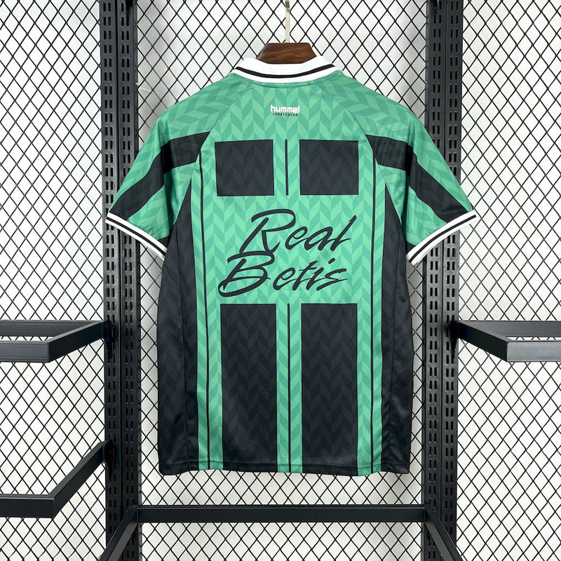 Camisa Real Betis Oversize Negra Verde Retro 25/26 - Hummel Torcedor Masculina