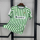 Camisa Real Betis Edição Especial 25/26 "Final da UEFA Conference League 2024-2025" - Hummel Torcedor Masculina