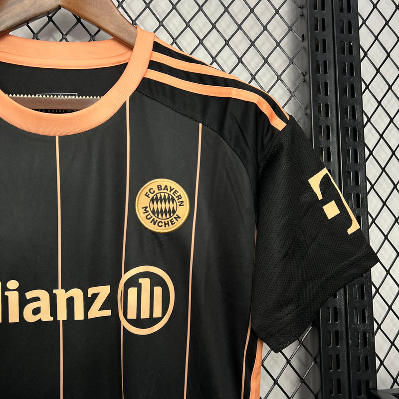 Camisa Bayern München 24/25 Edição Especial - Adidas Torcedor Masculina