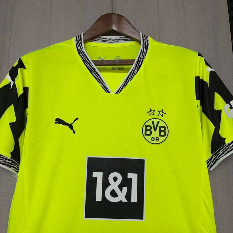 Camisa Borussia Dortmund Edição Especial 25/26 "Fluorescent Green" - Puma Torcedor Masculina