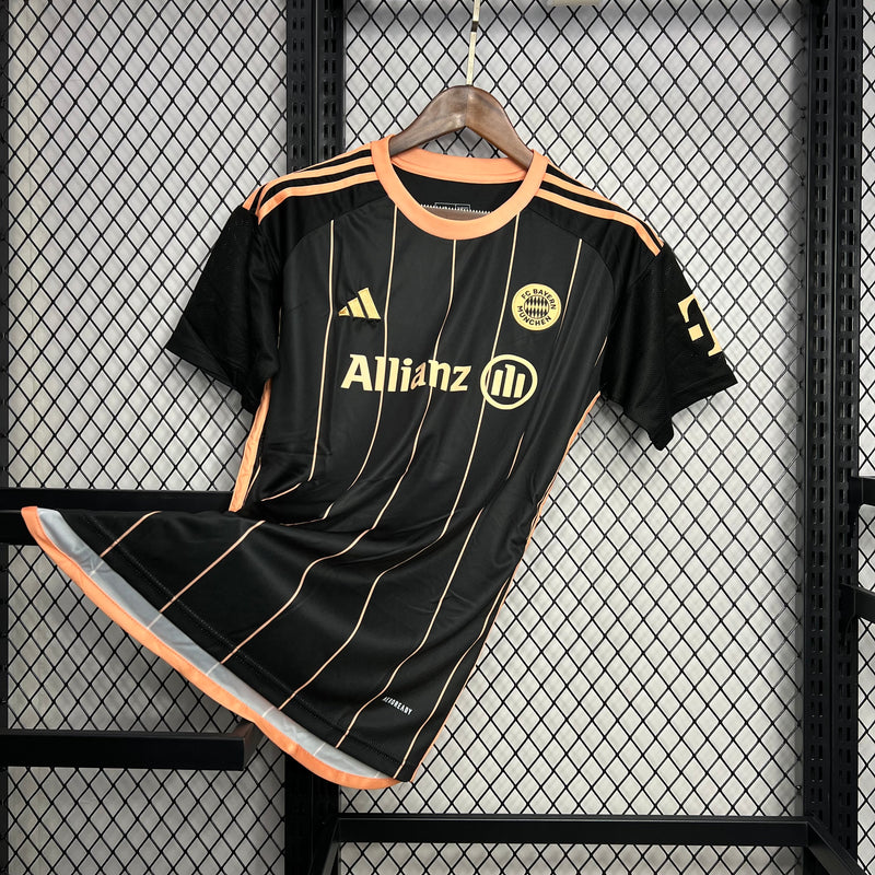 Camisa Bayern München 24/25 Edição Especial - Adidas Torcedor Masculina